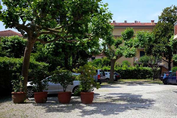 Private Parking Giulia Hotel